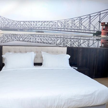 Noxx Residency Hotel Haora Bagian luar foto