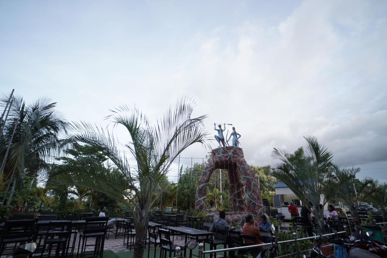 Noxx Residency Hotel Haora Bagian luar foto