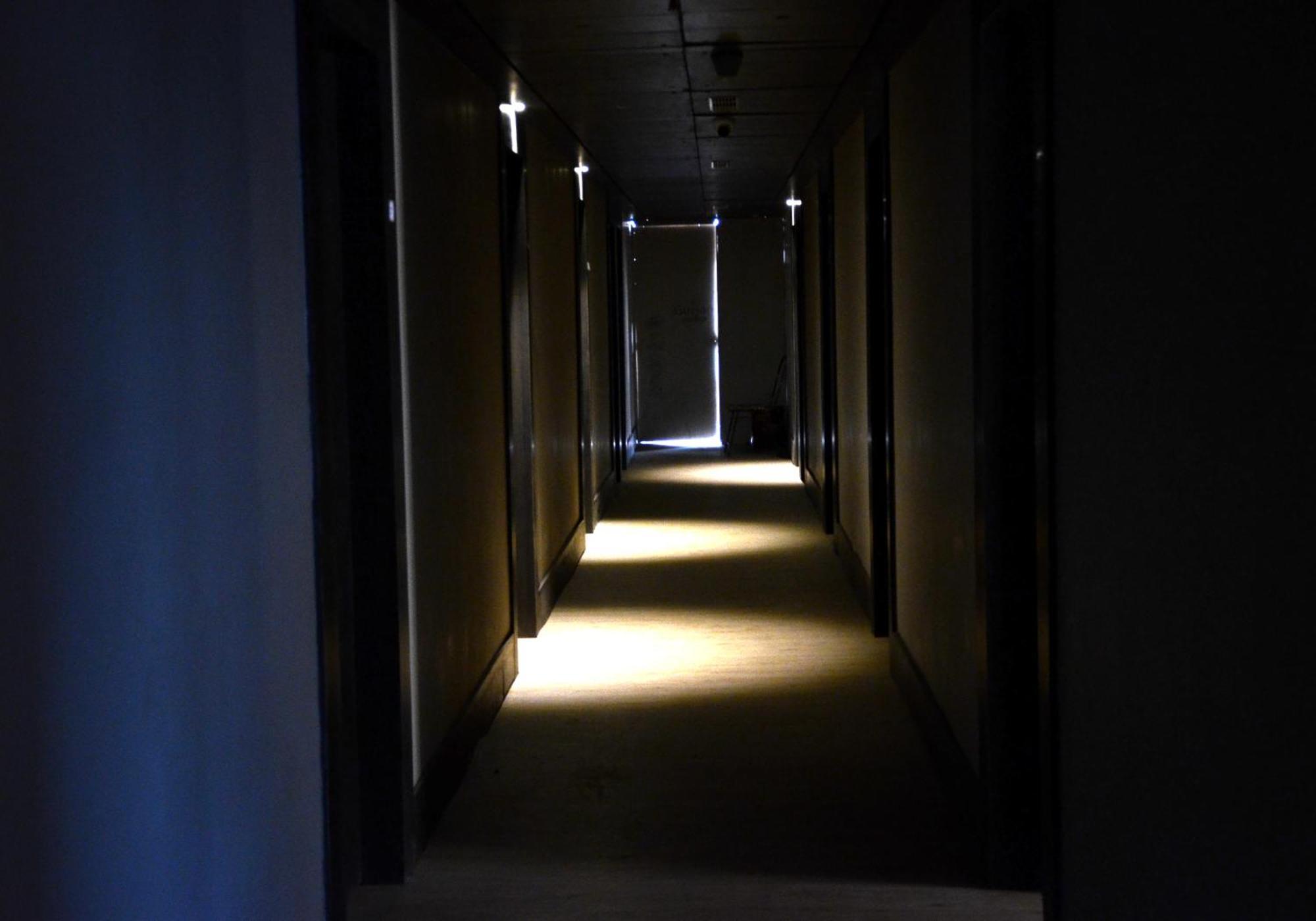 Noxx Residency Hotel Haora Bagian luar foto